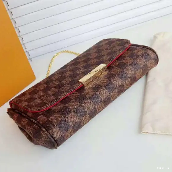 Louis Vuitton MM Favorite 0703